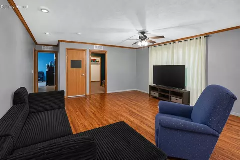 Living - 2950 Stringtown Rd, Corinth, KY 41010 photo 3 of 3