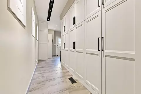 Entry Way - 122 Squires Pointe Rd, Paris, KY 40361 photo 8 of 11