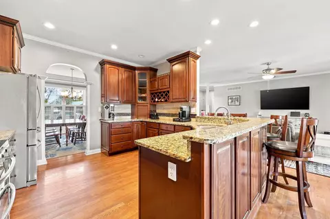 Kitchen - 122 Squires Pointe Rd, Paris, KY 40361 photo 1 of 9