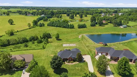View/Area - 122 Squires Pointe Rd, Paris, KY 40361 photo 6 of 10