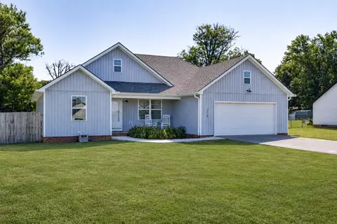218 Dean Dr, Harrodsburg, KY 40330