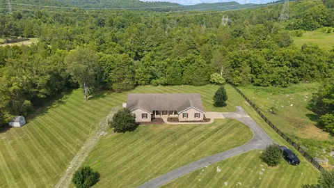 4394 Rush Branch Rd, Somerset, KY 42501