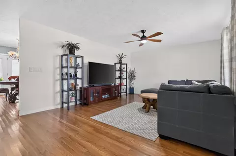 Living - 67 Johnson Ln, Corbin, KY 40701 photo 1 of 4