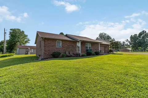 Exterior - 67 Johnson Ln, Corbin, KY 40701 photo 3 of 14