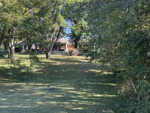 297 White Station Rd, Berea, KY 40403