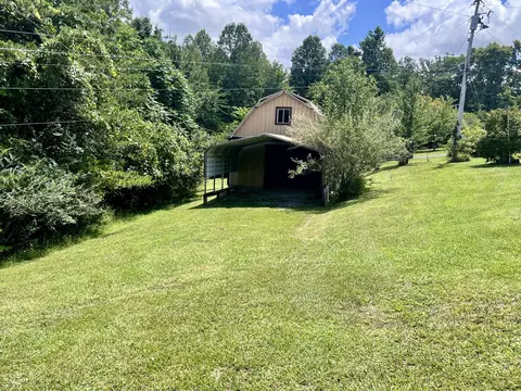 Exterior - 520 Singing Hills Rd, Corbin, KY 40701 photo 5 of 15