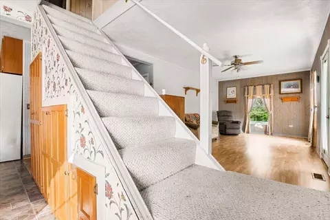 Entry Way - 520 Singing Hills Rd, Corbin, KY 40701 photo 1 of 2