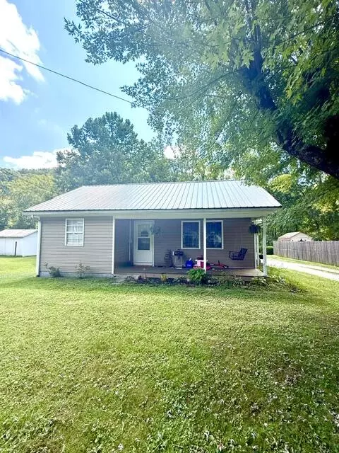 264 Ky-36, Frenchburg, KY 40322