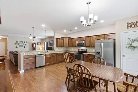 Kitchen - 120 Stephen Dr, Georgetown, KY 40324 photo 2 of 7