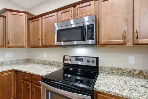 Kitchen - 120 Stephen Dr, Georgetown, KY 40324 photo 4 of 7