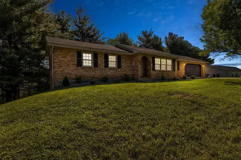 609 Virginia Ave, Mount Sterling, KY 40353