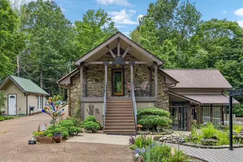 18385 Mccaleb Ln, Primm Springs, TN 38476
