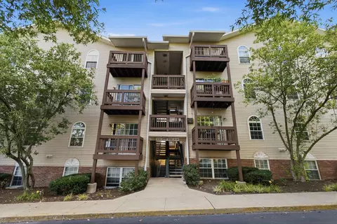 1081 S Broadway, Lexington, KY 40504