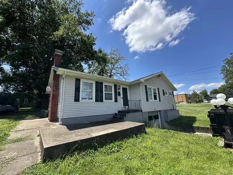 515 Chapel St, Falmouth, KY 41040