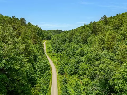 001 Williams Fork Rd, Salyersville, KY 41465