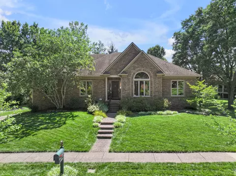 2317 Shannawood Dr, Lexington, KY 40513
