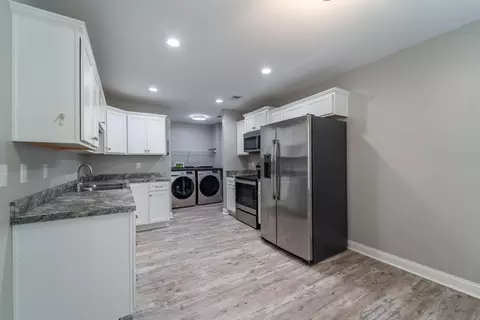 Other - 103 Davis St, Berea, KY 40403 photo 2 of 11