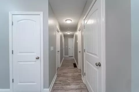 Entry Way - 103 Davis St, Berea, KY 40403 photo 1 of 1
