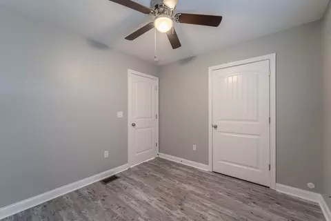 Bedroom - 103 Davis St, Berea, KY 40403 photo 2 of 7