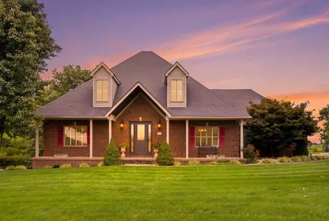704 Sovereign Dr, Richmond, KY 40475