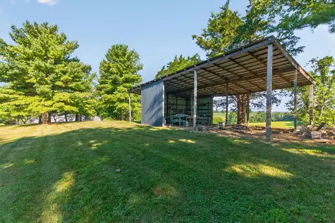Exterior - 620 Stone Rd, Paris, KY 40361 photo 29 of 30
