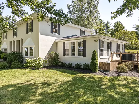 Exterior - 620 Stone Rd, Paris, KY 40361 photo 6 of 30
