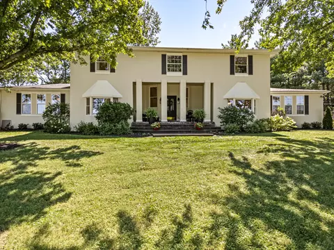 Exterior - 620 Stone Rd, Paris, KY 40361 photo 5 of 30