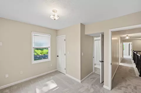 Entry Way - 620 Stone Rd, Paris, KY 40361 photo 15 of 16