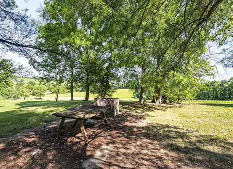 Exterior - 620 Stone Rd, Paris, KY 40361 photo 26 of 30