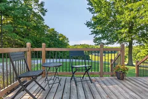 Exterior - 620 Stone Rd, Paris, KY 40361 photo 18 of 30