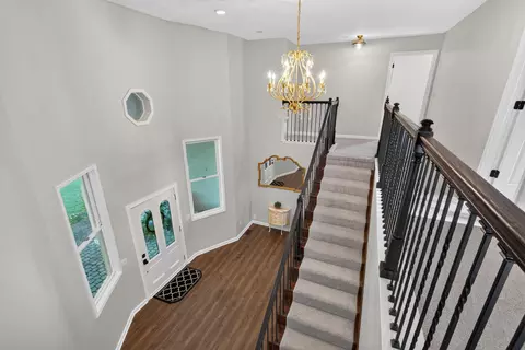 Entry Way - 620 Stone Rd, Paris, KY 40361 photo 10 of 16