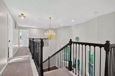 Entry Way - 620 Stone Rd, Paris, KY 40361 photo 11 of 16