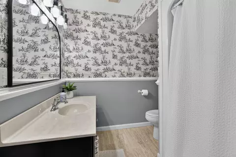 Bath - 620 Stone Rd, Paris, KY 40361 photo 11 of 14