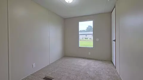 Bedroom - 64 Longfield Trl, Nancy, KY 42544 photo 3 of 4