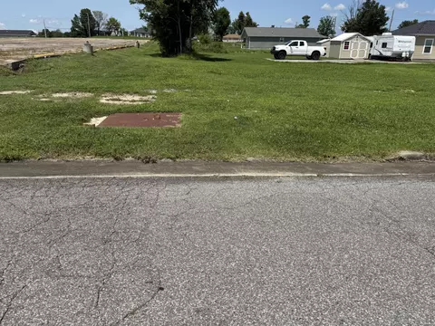 115 Indiana Ave, Mayfield, KY 42066
