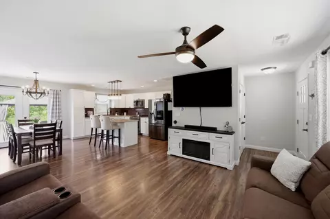 Entry Way - 475 Flint Rd, Waco, KY 40385 photo 1 of 1