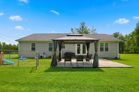 Exterior - 475 Flint Rd, Waco, KY 40385 photo 7 of 7