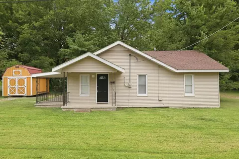 1233 Ridgeway St, Mayfield, KY 42066