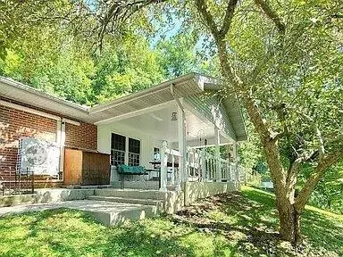 Exterior - 604 Us 421, Mckee, KY 40447 photo 3 of 5
