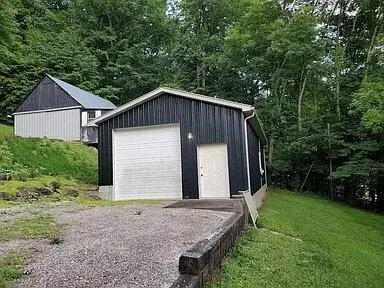 Other - 604 Us 421, Mckee, KY 40447 photo 13 of 15