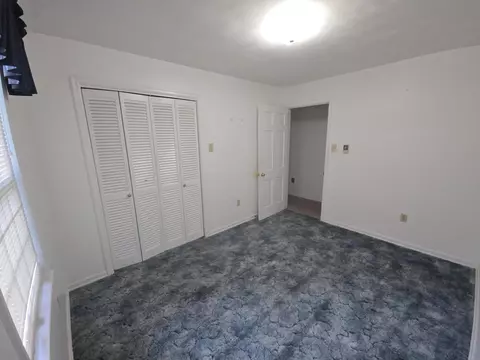 Bedroom - 604 Us 421, Mckee, KY 40447 photo 5 of 6