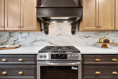 Kitchen - 307 Ford St, Corbin, KY 40701 photo 4 of 7
