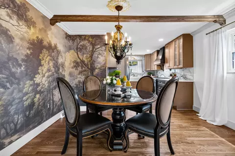Dining - 307 Ford St, Corbin, KY 40701 photo 3 of 5