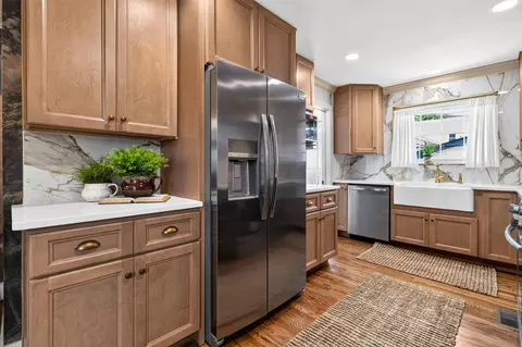 Kitchen - 307 Ford St, Corbin, KY 40701 photo 2 of 7