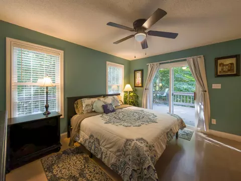 Bedroom - 253 Stoneybrook Rd, Burnside, KY 42519 photo 1 of 7