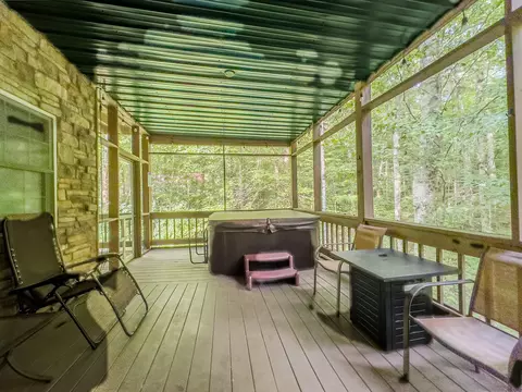 Exterior - 253 Stoneybrook Rd, Burnside, KY 42519 photo 8 of 16