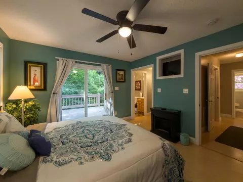 Bedroom - 253 Stoneybrook Rd, Burnside, KY 42519 photo 2 of 7
