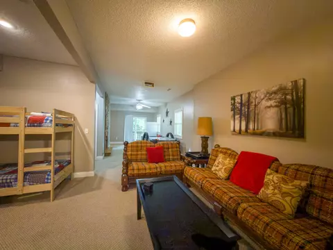Living - 253 Stoneybrook Rd, Burnside, KY 42519 photo 2 of 3