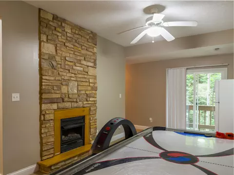 Living - 253 Stoneybrook Rd, Burnside, KY 42519 photo 3 of 3