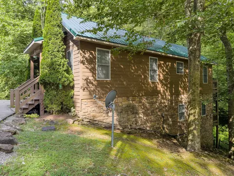 Exterior - 253 Stoneybrook Rd, Burnside, KY 42519 photo 1 of 16